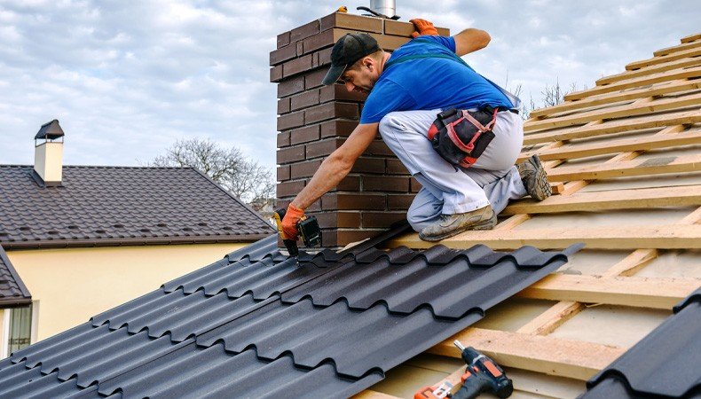 A Complete Guide to Roof Replacement Cost Factors and Advice